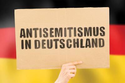 В Гамбурге участник акции в поддержку Израиля подвергся антисемитскому нападению - rusverlag.de - Израиль