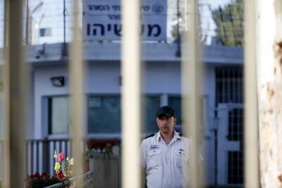 Террористы в израильских тюрьмах решили не голодать в Судный день - 9tv.co.il - Израиль