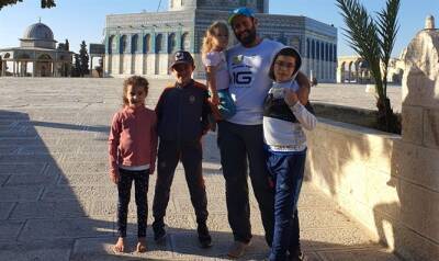Семья из Гуш-Эциона совершила в Суккот впечатляющее пешее путешествие - 7kanal.co.il - Иерусалим - Из - Гуш