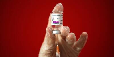 В Израиль прибыла первая партия вакцины AstraZeneca - detaly.co.il - Израиль - Англия