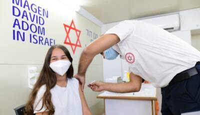 Израиль: лидер по вакцинации и... заболеваемости. Что происходит? - ukrinform.ru - Израиль - Украина - Ухань