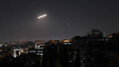 Вадим Кулить - Силы ПВО Сирии отразили атаку ВВС Израиля - iz.ru - Израиль - Сирия - Ливан