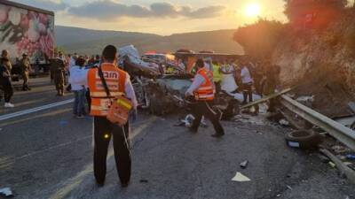 Мать, трое детей и мужчина погибли в ДТП на севере Израиля - vesty.co.il - Израиль - Хурфиш