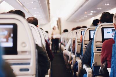 Авиакомпании перестают давать пассажирам напитки и еду во время полета и мира - cursorinfo.co.il - Новая Зеландия