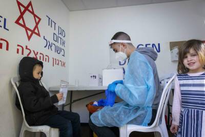 В Израиле больше 21 тысячи COVID-инфицированных за день - news.israelinfo.co.il - Израиль