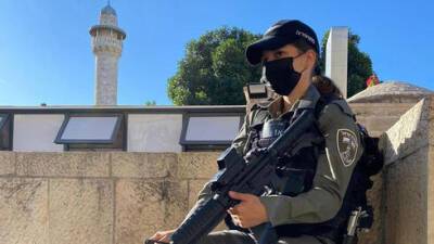 Пограничница Настя: "Офицер подложил мне скрытую камеру, я живу в страхе" - vesty.co.il - Израиль - Иерусалим