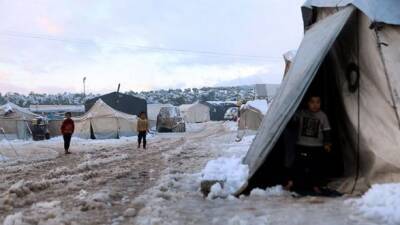 Сжигают старую одежду, пластик и овечий навоз: сотни тысяч ливанцев и сирийцев оказались в ловушке снежной бури - unn.com.ua - Израиль - Сирия - Украина - Турция - Иордания - Ливан - Киев