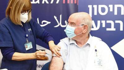 Минздрав Израиля готовит израильтян к прививке четвертой дозой - vesty.co.il - Израиль