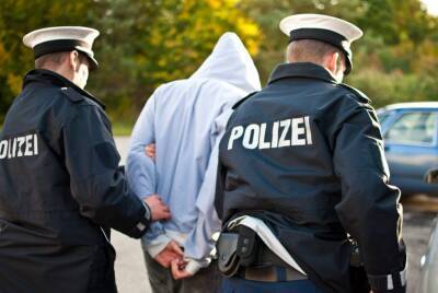 Двое полицейских в Германии были застрелены во время патрулирования и мира - cursorinfo.co.il - Израиль - Германия