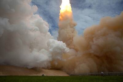 Илона Маска - Компания SpaceX вывела на орбиту Земли сразу 49 спутников и мира - cursorinfo.co.il - Израиль - Сша - штат Флорида