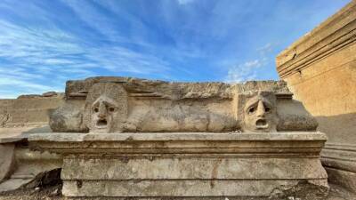Турецкие археологи обнаружили в древнем городе Кастабала маски комедии и трагедии - mir24.tv - Иерусалим - Турция