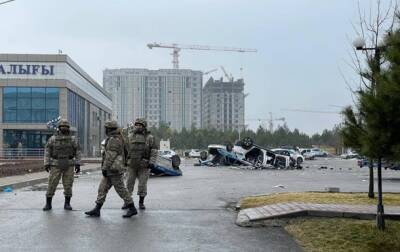 В Казахстане во время протестов погибли 16 силовиков - korrespondent.net - Украина - Казахстан - Алма-Ата