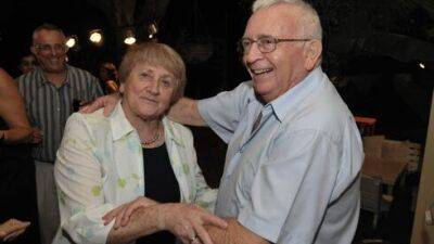 Вот это любовь: супруги в Израиле прожили вместе 70 лет и умерли в один день - vesty.co.il - Израиль - Вот