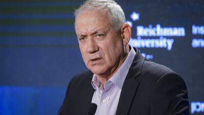 Биньямин Нетаньяху - Беня Ганц - Министр обороны на конференции «Гаарец»: обещаю, что мы не войдет в состав правительства с Биньямином Нетаньяху - 7kanal.co.il - Израиль