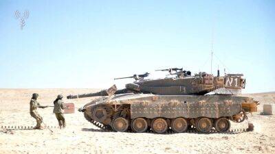 Авив Кохави - Три танкистки, бравых феминистки: на израильской границе появятся "женские" танки - 9tv.co.il - Израиль - Сирия - Ливан