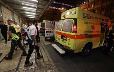 Четверо израильтян и один палестинец получили ранения в результате вооруженного нападения в Израиле - unn.com.ua - Израиль - Украина - Киев - Южная Корея - Сеул - Хеврон