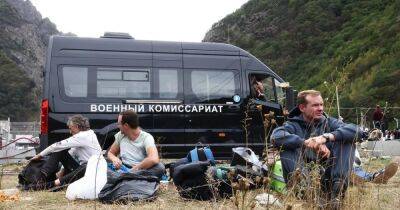 Российские чиновники массово убегают от "частичной мобилизации" за границу - focus.ua - Россия - Москва - Украина - Киргизия