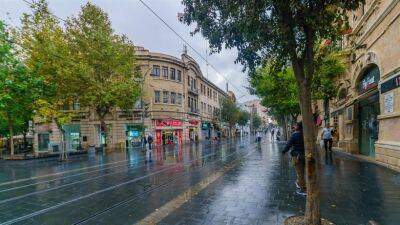 С севера до Негева сегодня, во вторник, 1 ноября, Израиль накроют дожди. Температура воздуха будет ниже среднесезонной для начала ноября - 7kanal.co.il - Израиль
