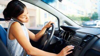 В Израиле предлагают лишать водительских прав за использование телефона за рулем - vesty.co.il - Израиль - Гуш-Дана