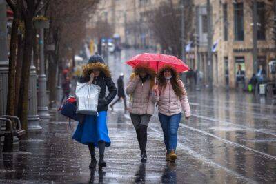 Готовьте зонтики и свитеры: в Израиль идет зима - news.israelinfo.co.il - Израиль