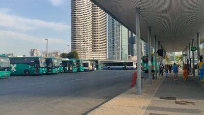 Опасная работа: на двух водителей израильских автобусов напали агрессивные пассажиры - 9tv.co.il - Израиль