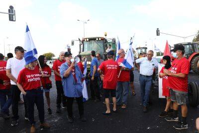 Фермеры призвали правительство отменить реформу Либермана в сельском хозяйстве - news.israelinfo.co.il - Израиль
