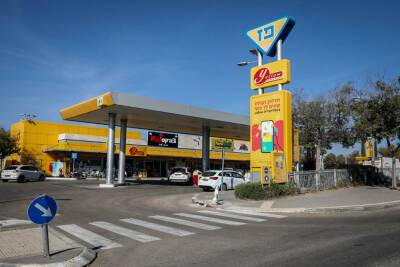 Впервые с 2014 года цена бензина в Израиле перевалит за 7 шекелей - news.israelinfo.co.il - Израиль - Россия - Украина