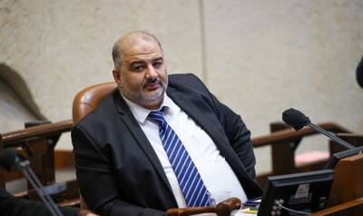 Мансур Аббас - Лидер РААМ говорит, что его партии удалось пробить «стеклянный потолок» для арабов в израильской политике - 7kanal.co.il - Израиль