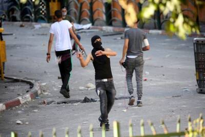 Салех Аль-Арури - Зияд Аль-Нахале - ЦАХАЛ: пойманы трое жителей Газы с ножами и бутылками с бензином при попытке проникнуть в Израиль - cursorinfo.co.il - Израиль - Палестина - Иерусалим - Ливан - Бейрут - Газы