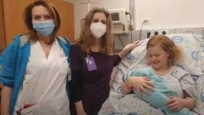 Беженка из Украины родила ребенка в Израиле: видео - vesty.co.il - Израиль - Украина - Киев - Польша - Видео - Из