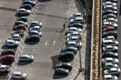 Рон Хульдаи - Мэрия Тель-Авива планирует удвоить плату за парковку для иногородних - news.israelinfo.co.il - Тель-Авив
