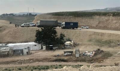 Гилад Эрдан - Израиль - Жители районов, окружающих столицу Израиля, требуют от ООН прекратить поддержку бедуинского форпоста - 7kanal.co.il - Израиль - Иерусалим - Евросоюз