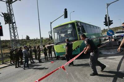 Подозрение на ножевой теракт в Гуш-Эционе - news.israelinfo.co.il - Иерусалим
