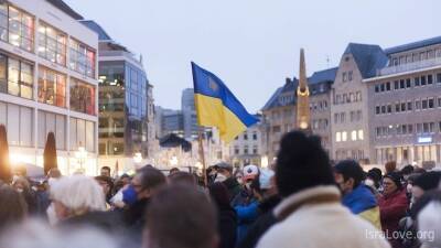 Нафтали Беннет - В Израиле проходят ежедневные митинги и пикеты в поддержку Украины - isralove.org - Израиль - Россия - Германия - Украина