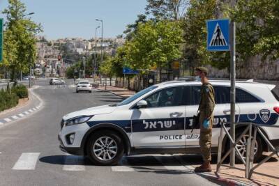 Двое полицейских получили ножевые ранения в Старом городе Иерусалима - cursorinfo.co.il - Израиль - Иерусалим