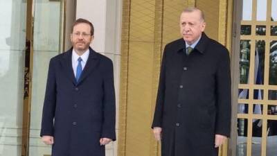 Шимон Перес - Тайип Эрдоган - Впервые за 15 лет: президент Израиля прибыл в Турцию и встретился с Эрдоганом - vesty.co.il - Израиль - Россия - Украина - Турция - Анкара - Кипр - Греция