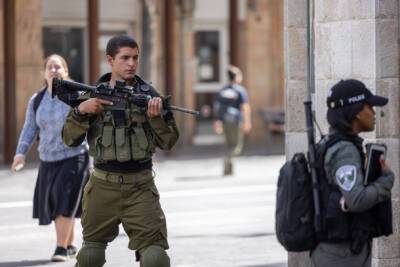 Повышенная боеготовность: полиция патрулирует улицы Иерусалима и Тель-Авива - nashe.orbita.co.il - Израиль - Тель-Авив - Иерусалим