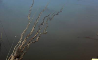 Нафтали Беннет - Беня Ганц - Авив Кохави - Хазем Кассем - ЦАХАЛ заявил, что нанес удар по оружейному складу ХАМАС в Газе - cursorinfo.co.il - Израиль - Иерусалим - Газе