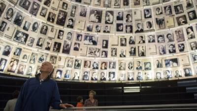 Рон Хульдаи - Мика Леви - Бербель Бас - В Тель-Авиве пройдет церемония памяти жертв Холокоста - cursorinfo.co.il - Израиль - Тель-Авив - Германия - Греция - Тель-Авив - Салоники