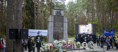 В Вильнюсе, у мемориала в Панеряй, почтут память жертв Холокоста - obzor.lt - Израиль - Россия - Украина - Литва - Вильнюс