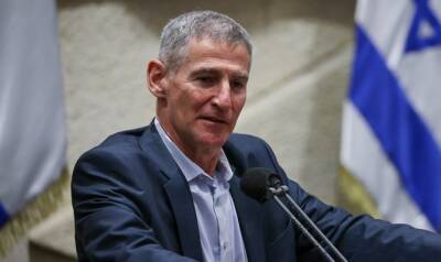 Яир Голан - Заместитель министра экономики Яир Голан (“Мерец”) говорит, что количество людей, убитых в терактах, определяет, начнёт ли ЦАХАЛ военную операцию - 7kanal.co.il - Израиль - Голан