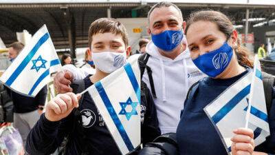 ЦСБ: более трети граждан Израиля моложе 20 лет - vesty.co.il - Израиль