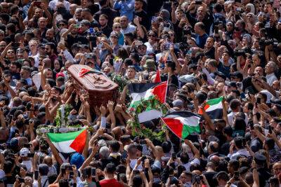Жесткие столкновения в Иерусалиме на похоронах журналистки «Аль-Джазиры» - nashe.orbita.co.il - Израиль - Палестина - Иерусалим - Дженин