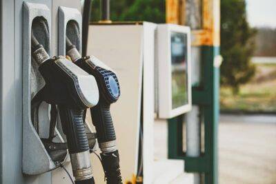 Авигдор Либерман - В Израиле продолжается стремительный рост цен на бензин - cursorinfo.co.il - Израиль - Россия