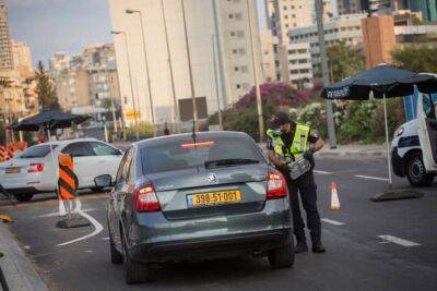 В Акко водитель прорвался через блокпост и ранил полицейского - cursorinfo.co.il - Израиль - Акко - Китай - Иордания