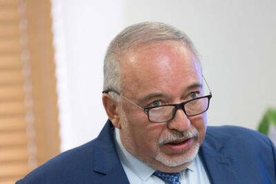Либерман: Израиль не может предупредить рост цен на бензин - nashe.orbita.co.il - Израиль