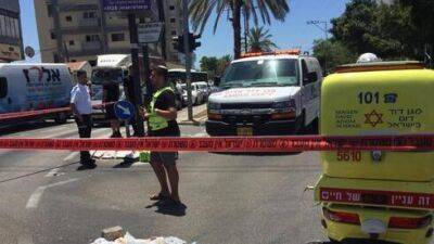 Кровавый день на дорогах Израиля: погибшие пешеходы, сгоревшая машина, мотоциклисты в больнице - vesty.co.il - Израиль