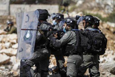 Солдаты ЦАХАЛа ночью арестовали 13 террористов в Иудее и Самарии - cursorinfo.co.il - Израиль - Тель-Авив - Иерусалим