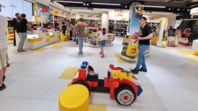 Первый фирменный магазин "Лего" открылся в Израиле. А цены? - vesty.co.il - Израиль - Тель-Авив - Сша