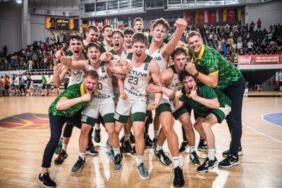 Сборная Литвы по баскетболу (U20) - в финале! - obzor.lt - Литва - Черногория